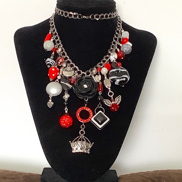 ART BY AMY LABBE Jewelry - ART BY AMY LABBE Necklace 15.5” long